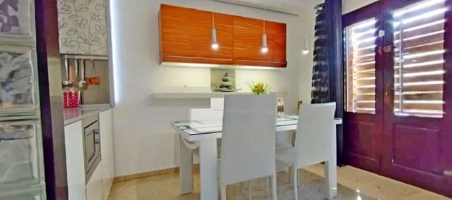 3 bedroom Semi-detached Villa for sale in Dénia with pool garage - € 320,000 (Ref: 9361892)