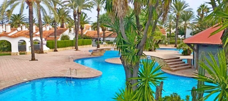 3 camera da letto Villetta Bifamiliare in vendita in Denia con piscina garage - 320.000 € (Rif: 9361892)