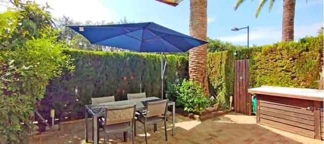 3 bedroom Semi-detached Villa for sale in Dénia with pool garage - € 320,000 (Ref: 9361892)