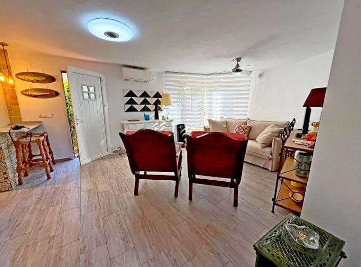 Chalet de 4 habitaciones en Moraira en venta con piscina garaje - 495.000 € (Ref: 9361893)