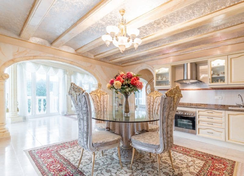 3 makuuhuone Huvila myytävänä paikassa Adsubia mukana uima-altaan 
autotalli - 1 500 000 € (Ref: 9366923)