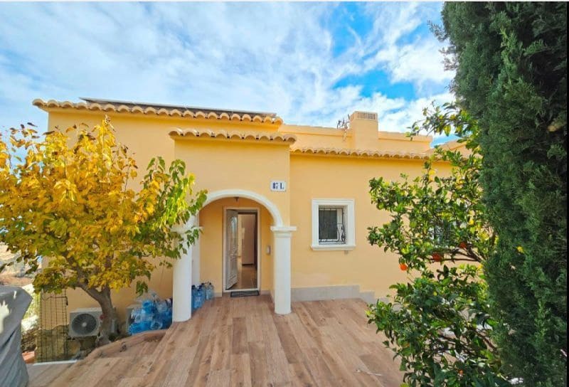 3 sypialnia Willa na sprzedaż w Cumbre del Sol z basenem garażem - 724 000 € (Ref: 9366925)