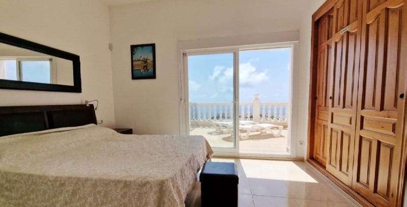 3 sypialnia Willa na sprzedaż w Cumbre del Sol z basenem garażem - 724 000 € (Ref: 9366925)