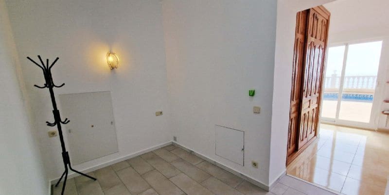 3 sypialnia Willa na sprzedaż w Cumbre del Sol z basenem garażem - 724 000 € (Ref: 9366925)