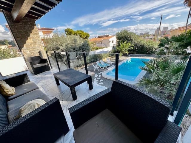 5 bedroom Villa for sale in Cometa - Carrió, Calpe / Calp with pool garage - € 749,000 (Ref: 9378687)