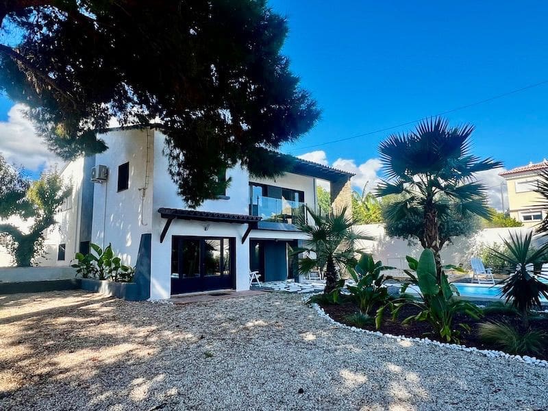 5 bedroom Villa for sale in Calpe / Calp with pool garage - € 749,000 (Ref: 9378687)