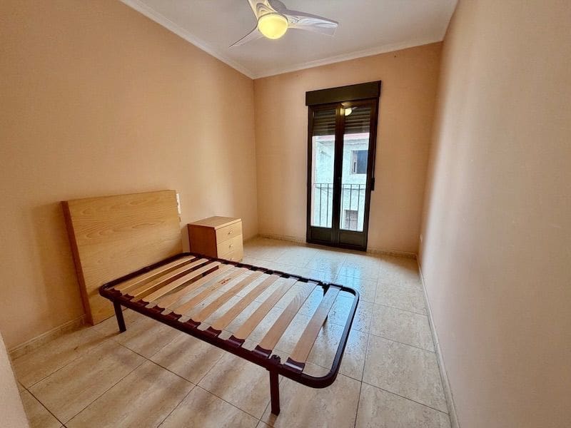 6 bedroom Townhouse for sale in Ondara - € 199,000 (Ref: 9410513)