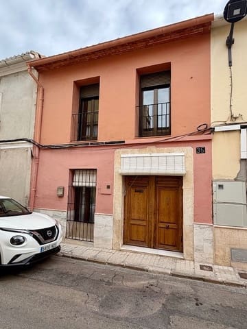 6 bedroom Townhouse for sale in Ondara - € 199,000 (Ref: 9410513)