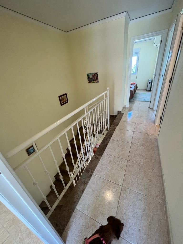 3 bedroom Semi-detached Villa for rent in Els Poblets with pool garage - € 1,300 (Ref: 9421826)