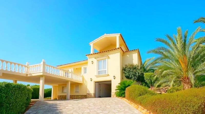 3 soverom Villa til salgs i La Sella med svømmebasseng garasje - € 785 000 (Ref: 9436936)