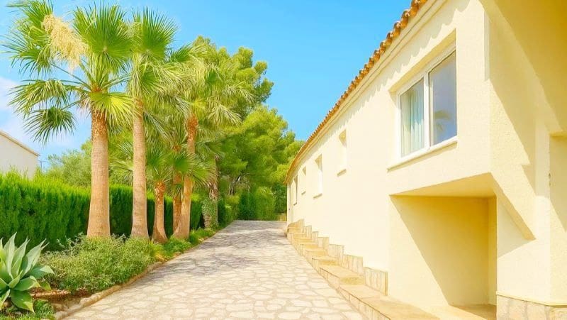 3 soverom Villa til salgs i La Sella med svømmebasseng garasje - € 785 000 (Ref: 9436936)