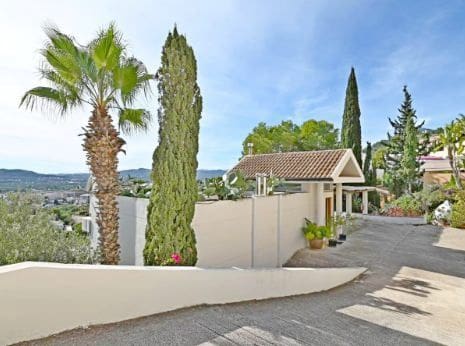 3 sypialnia Willa na sprzedaż w Javea / Xàbia z basenem garażem - 1 375 000 € (Ref: 9448563)