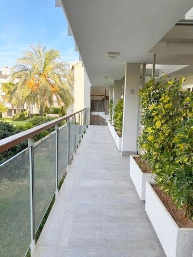 Apartamento de 3 habitaciones en Javea / Xàbia en venta con piscina garaje - 462.000 € (Ref: 9448564)
