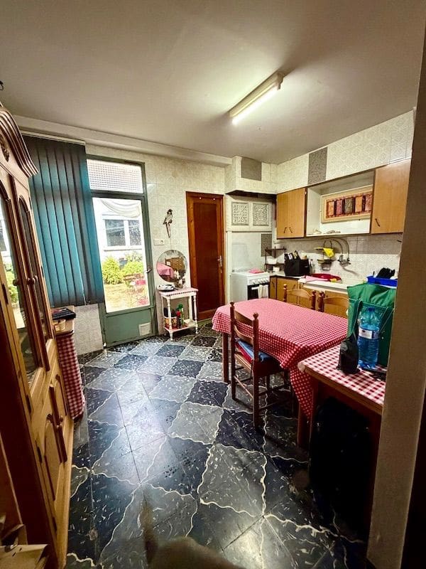 3 bedroom Townhouse for sale in Ondara - € 145,000 (Ref: 9494260)