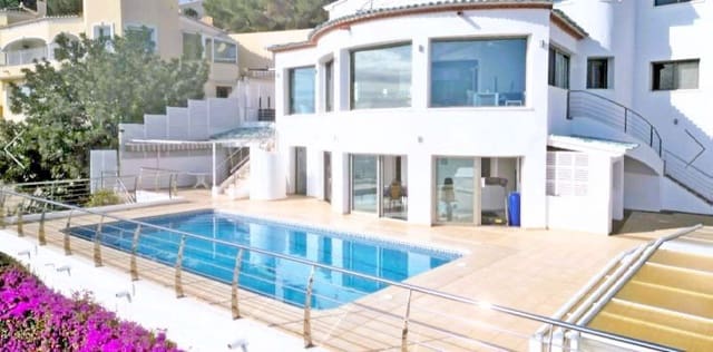 Chalet de 8 habitaciones en Calpe / Calp en venta con piscina garaje - 1.450.000 € (Ref: 9503812)
