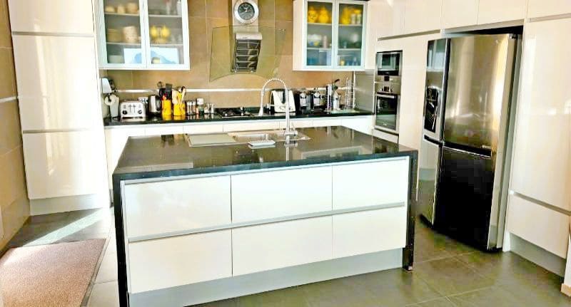 Chalet de 8 habitaciones en Calpe / Calp en venta con piscina garaje - 1.450.000 € (Ref: 9503812)