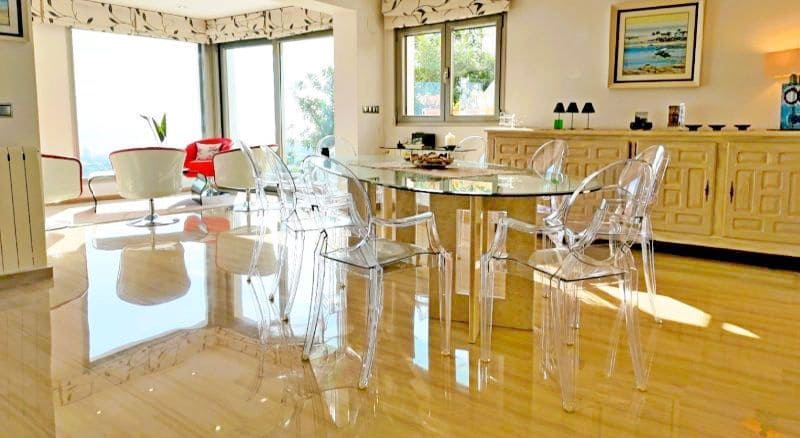 Chalet de 8 habitaciones en Calpe / Calp en venta con piscina garaje - 1.450.000 € (Ref: 9503812)