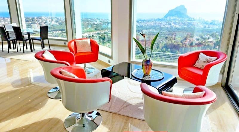 Chalet de 8 habitaciones en Calpe / Calp en venta con piscina garaje - 1.450.000 € (Ref: 9503812)