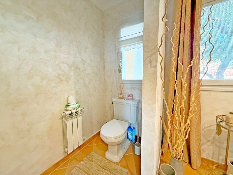 3 bedroom Villa for sale in Calpe / Calp with pool garage - € 899,000 (Ref: 9503813)