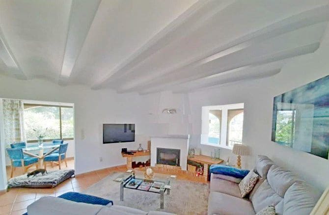 3 sypialnia Willa na sprzedaż w Denia z basenem garażem - 625 000 € (Ref: 9511990)