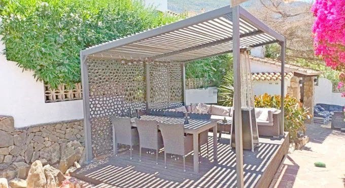 3 sypialnia Willa na sprzedaż w Denia z basenem garażem - 625 000 € (Ref: 9511990)