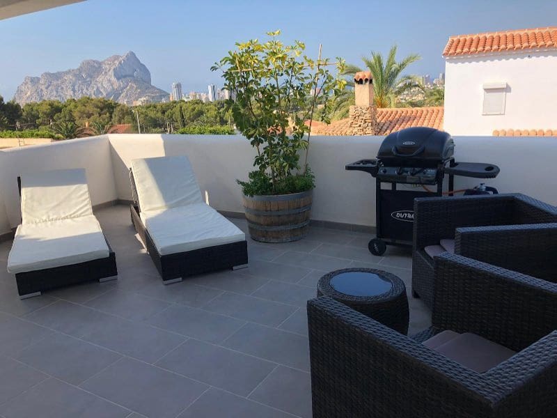 6 sypialnia Willa na sprzedaż w Calpe / Calp z basenem garażem - 974 000 € (Ref: 9535609)