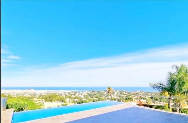 3 bedroom Villa for sale in Dénia with pool garage - € 990,000 (Ref: 9535611)