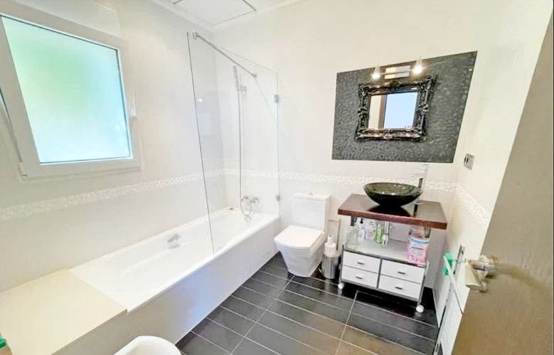 3 bedroom Villa for sale in Denia with pool garage - € 990,000 (Ref: 9535611)