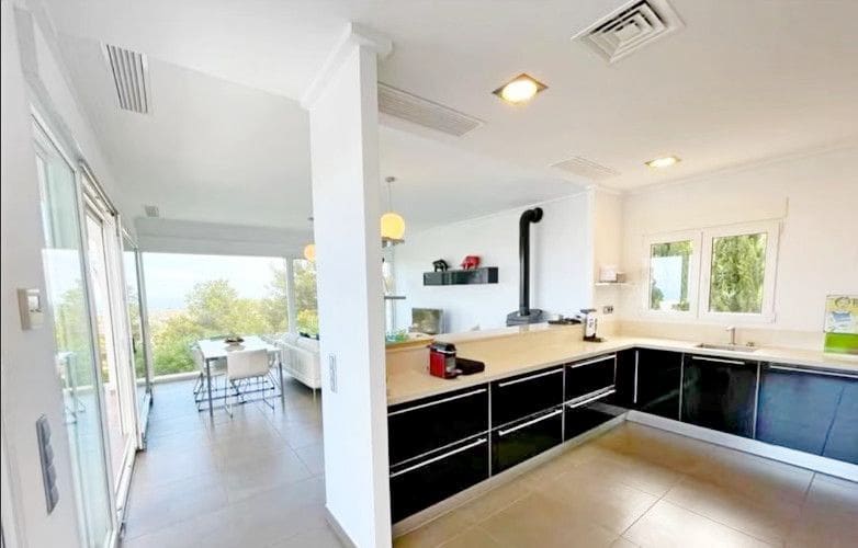 3 bedroom Villa for sale in Denia with pool garage - € 990,000 (Ref: 9535611)