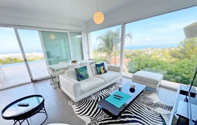 3 bedroom Villa for sale in Denia with pool garage - € 990,000 (Ref: 9535611)