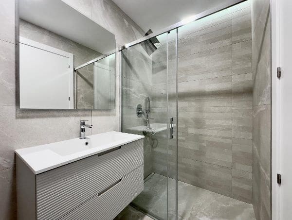 Apartamento de 3 habitaciones en Calpe / Calp en venta con piscina garaje - 550.000 € (Ref: 9540742)