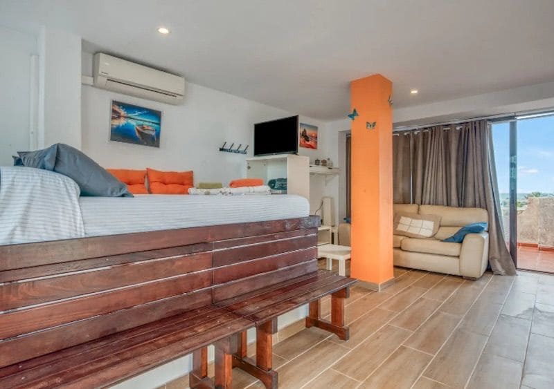 3 slaapkamer Penthouse te koop in Denia met zwembad garage - € 450.000 (Ref: 9540743)