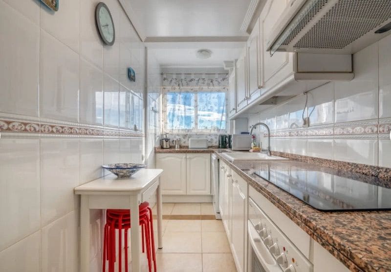 3 slaapkamer Penthouse te koop in Denia met zwembad garage - € 450.000 (Ref: 9540743)