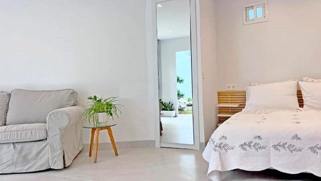 4 sypialnia Willa na sprzedaż w Las Marinas / Les Marines, Dénia z basenem garażem - 659 000 € (Ref: 9543000)