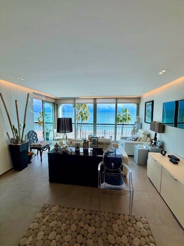 2 soverom Leilighet til salgs i Albir med svømmebasseng garasje - € 698 000 (Ref: 9547519)