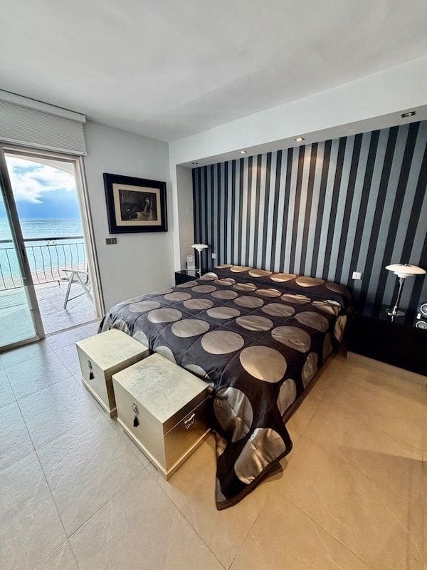 2 soverom Leilighet til salgs i Albir med svømmebasseng garasje - € 698 000 (Ref: 9547519)