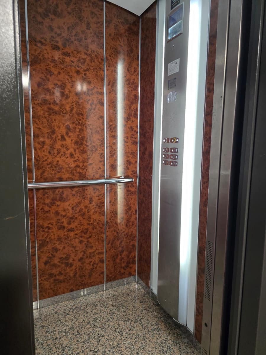 2 soverom Leilighet til salgs i Albir med svømmebasseng garasje - € 698 000 (Ref: 9547519)