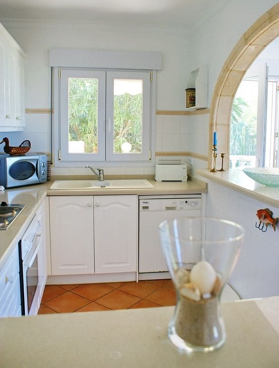 4 bedroom Villa for rent in Javea / Xabia with pool garage - € 2,900 (Ref: 9564290)