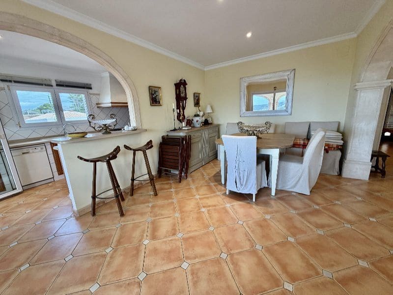 4 bedroom Villa for rent in Javea / Xabia with pool garage - € 2,900 (Ref: 9564290)