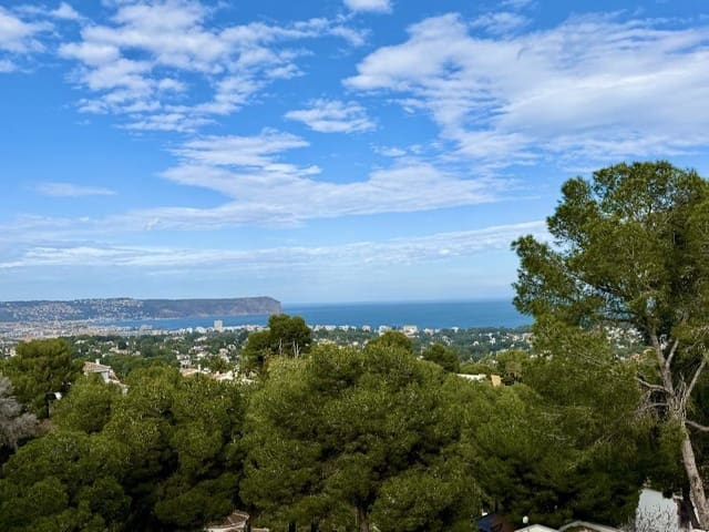 4 bedroom Villa for rent in Javea / Xàbia with pool garage - € 2,900 (Ref: 9564290)