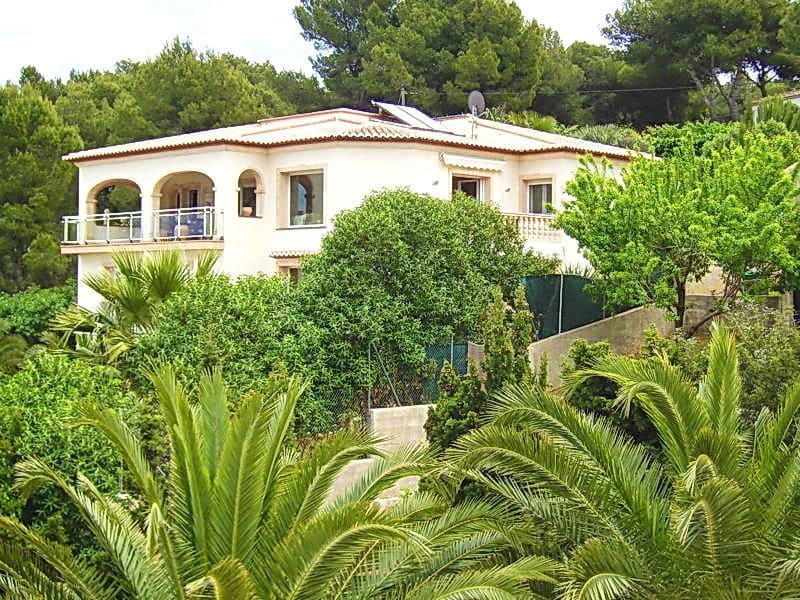 4 bedroom Villa for rent in Javea / Xabia with pool garage - € 2,900 (Ref: 9564290)