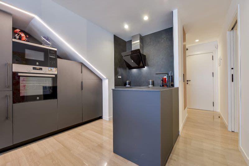 4 makuuhuone Omakotitalo myytävänä paikassa Altea mukana uima-altaan 
autotalli - 649 000 € (Ref: 9633749)