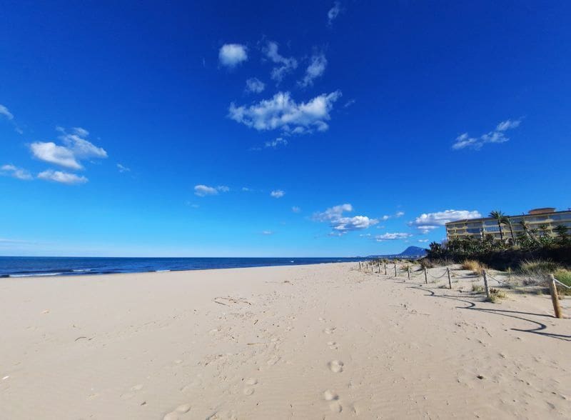 2 soveværelse Lejlighed til salg i Denia med swimmingpool - € 249.000 (Ref: 9636408)