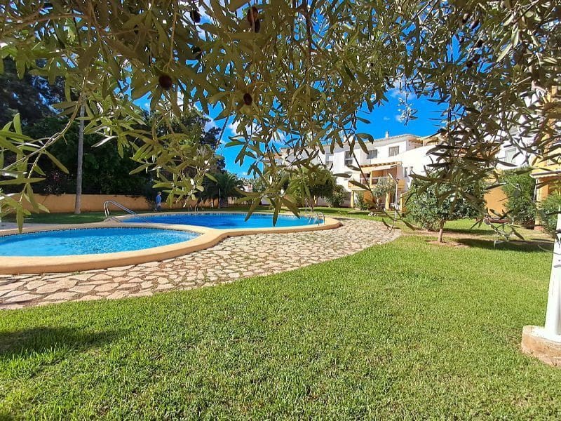 2 soveværelse Lejlighed til salg i Denia med swimmingpool - € 249.000 (Ref: 9636408)