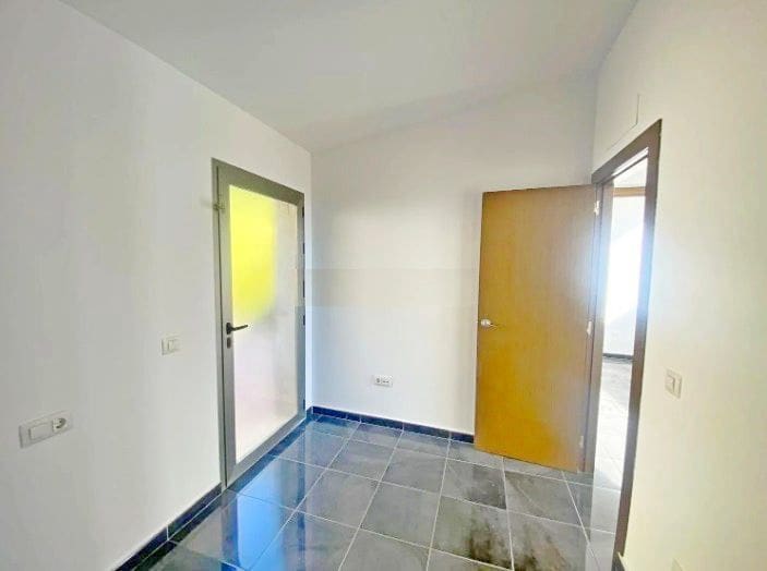 5 makuuhuone Paritalo myytävänä paikassa Calpe / Calp mukana uima-altaan 
autotalli - 518 000 € (Ref: 9643713)