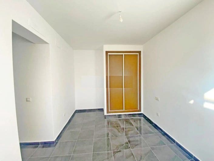 5 makuuhuone Paritalo myytävänä paikassa Calpe / Calp mukana uima-altaan 
autotalli - 518 000 € (Ref: 9643713)