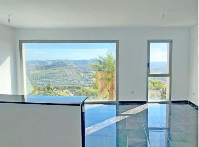 5 slaapkamer Halfvrijstaande villa te koop in Calpe / Calp met zwembad garage - € 518.000 (Ref: 9643713)