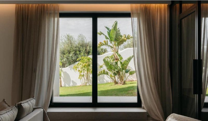 5 sypialnia Willa na sprzedaż w Cumbre del Sol z basenem garażem - 1 580 000 € (Ref: 9647653)