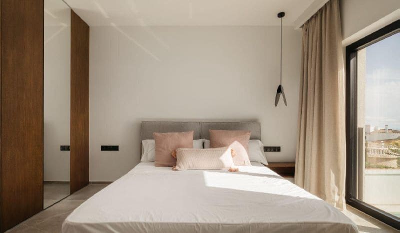 5 sypialnia Willa na sprzedaż w Cumbre del Sol z basenem garażem - 1 580 000 € (Ref: 9647653)