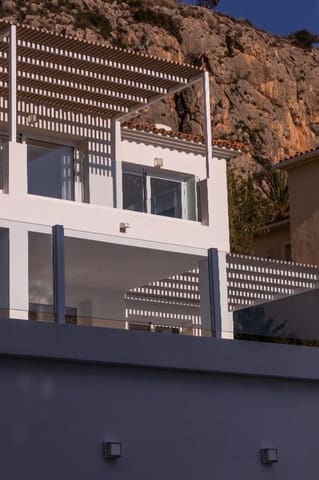 3 sovrum Villa till salu i Altea med pool garage - 1 650 000 € (Ref: 9658273)